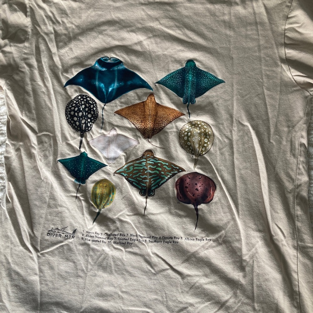 Diver Max Manta Ray Graphic Tee